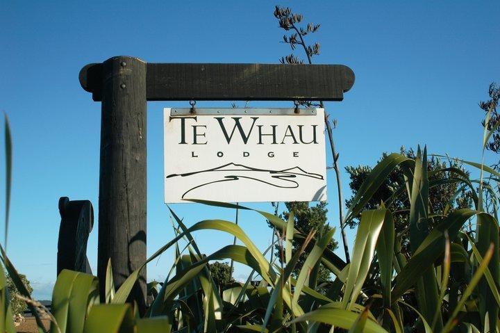 Te Whau Lodge Omiha Екстер'єр фото